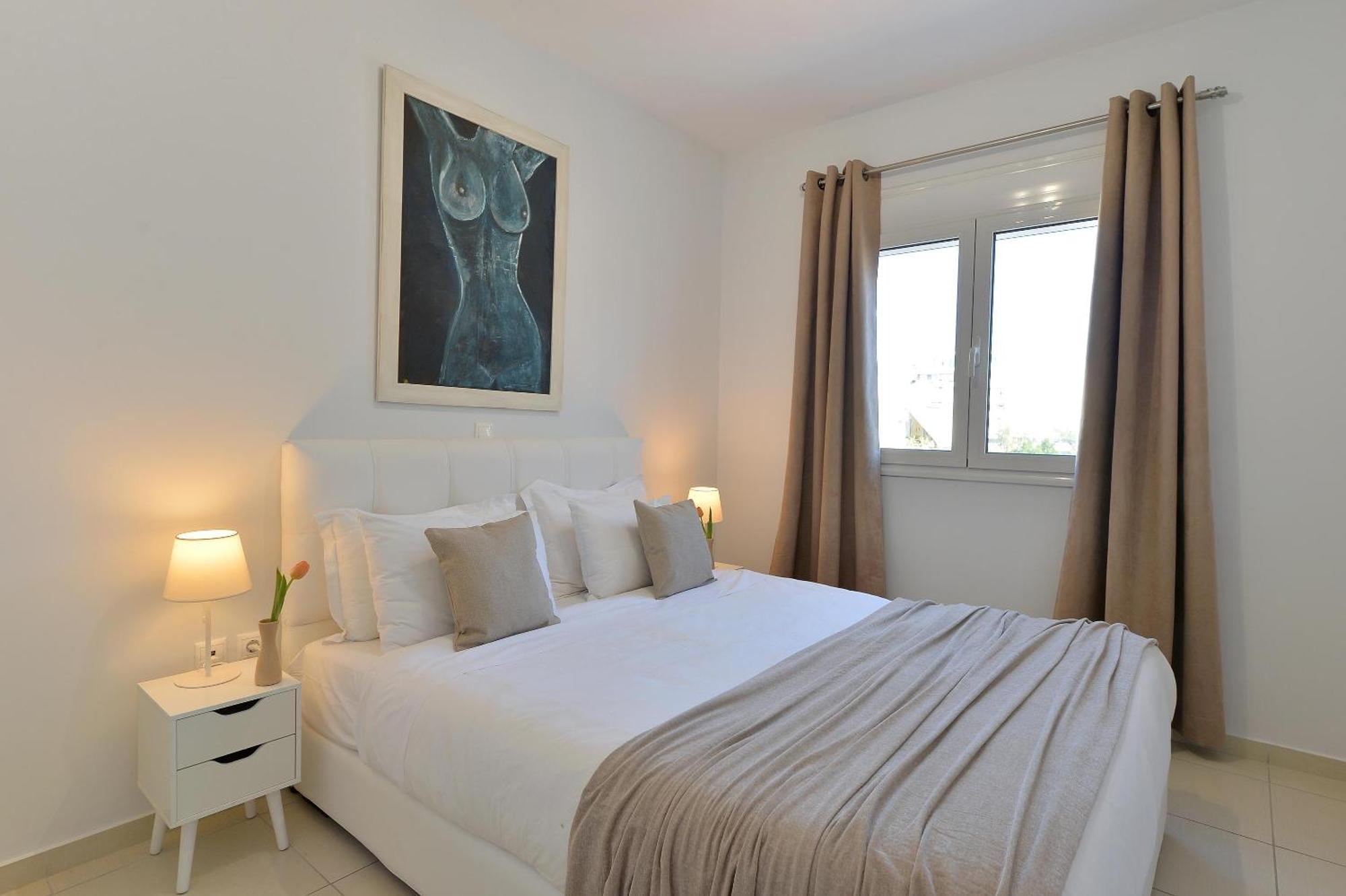 Alekos Apartments 1 Νetflix Athens Bilik gambar